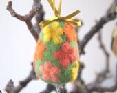 Easter egg felted green with flowers decoration handmade lavender sachet felt wool Mother's day gift ornament decor flower design