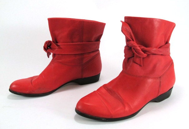 80s Red Leather Gloria Vanderbilt  Pirate Ankle Boots Size 7.5