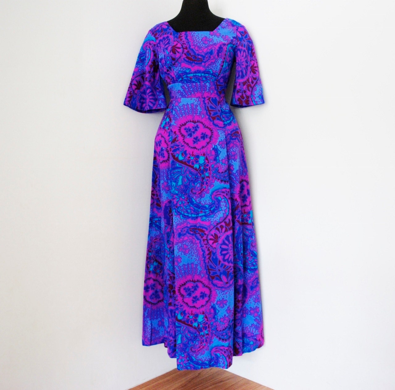 vintage 1960s sixties PSYCHEDELIC hawaiian LUAU fit and flare maxi party dress small