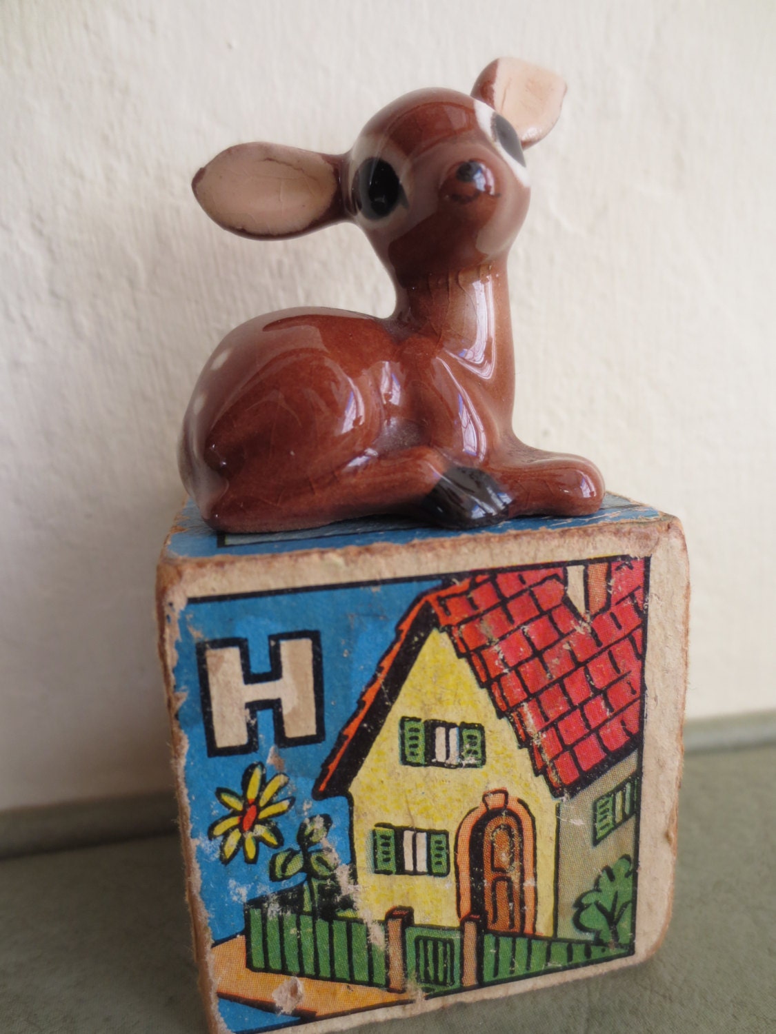 Vintage Deer, Tiny Ceramic Deer, Fawn Figurine, Vintage Deer Figurine, Ceramic Deer - BettyAndDot