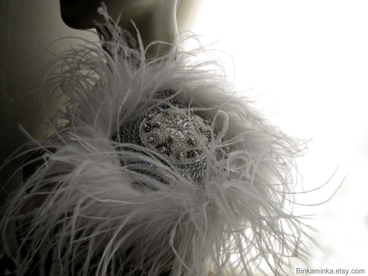 SALE Snow Nest Epaulet - binkaminka