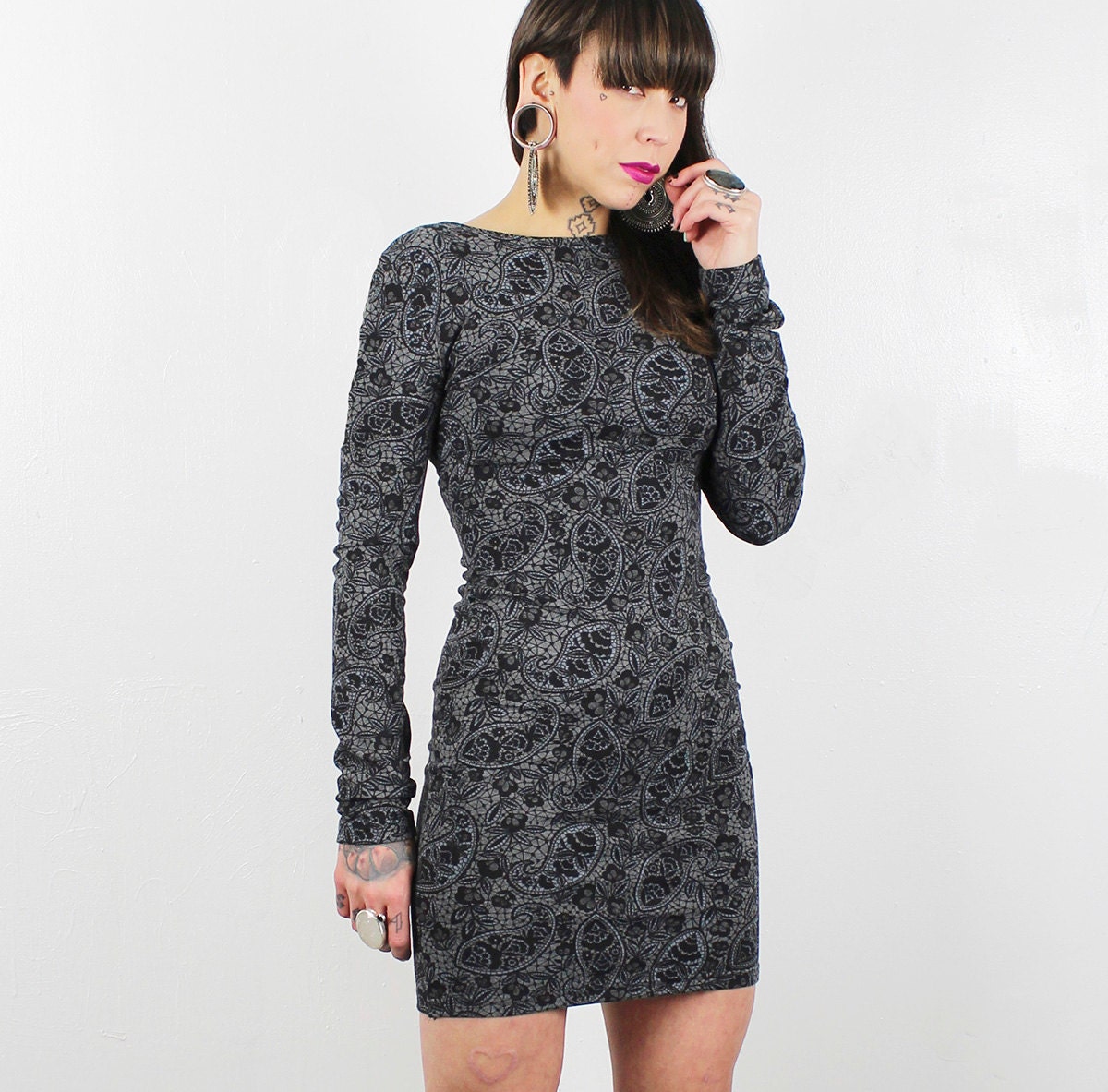 MOEKEE - BodyCon Long Sleeved DressT-Shirt in Paisley Lace Print - MADE-To-ORDER