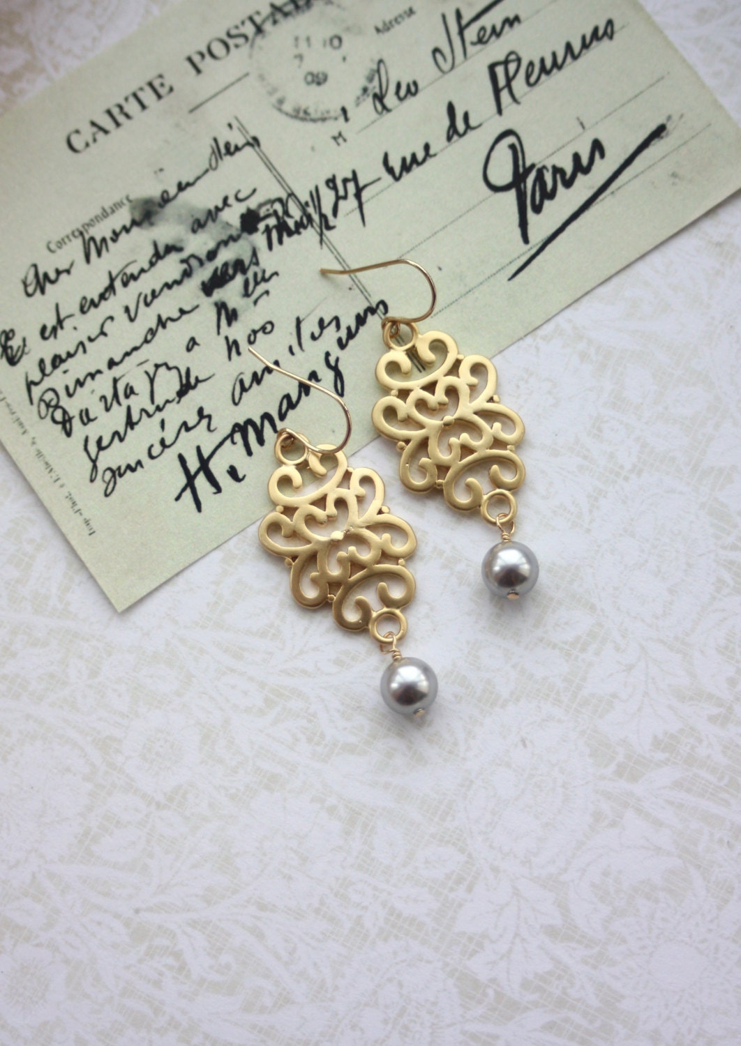 Matte Gold Filigree Moroccan Drops, Grey Gray Pearls Chandelier Dangle Earrings. Bridesmaid Gift. Grey and Gold Wedding. Bridesmaid Jewelry.