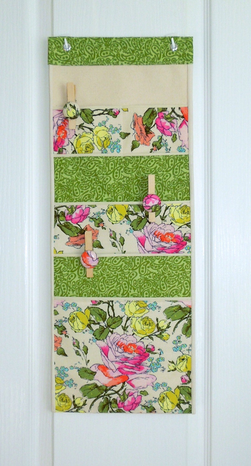 Wall or Door Organizer in a Seven Pocket Design of Roses