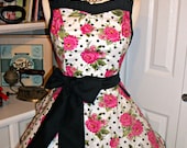 Pretty/retro apron/sweetheart apron with towel loop/full/women aprons/pink/rose/flower aprons/pin up clothing