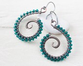 Emerald green earrings, wire wrapped copper earrings, handmade pure copper spiral, dark green glass seed beads, oxidized copper jewelry