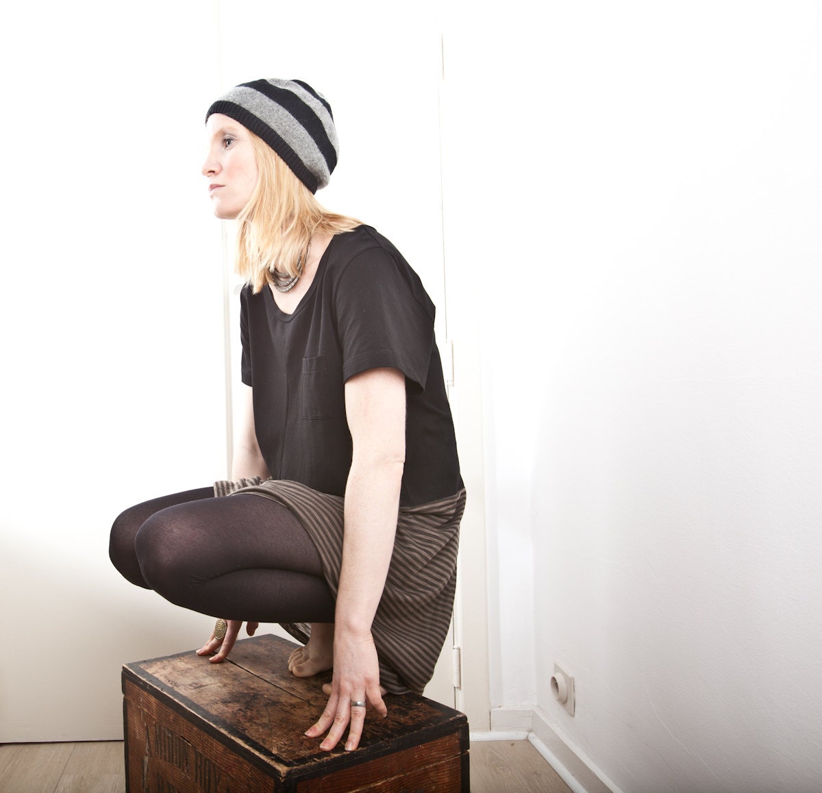 Ingela black and striped tshirt dress, tunic, size medium, oversized, loose fitted, black dress, working dress, winter dress, leggings dress