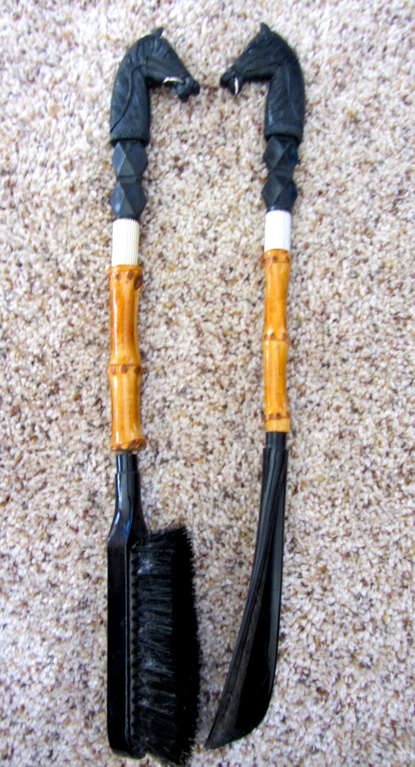 Items similar to SALE Vintage Retro Horse Head Shoe Horn and Lint Brush