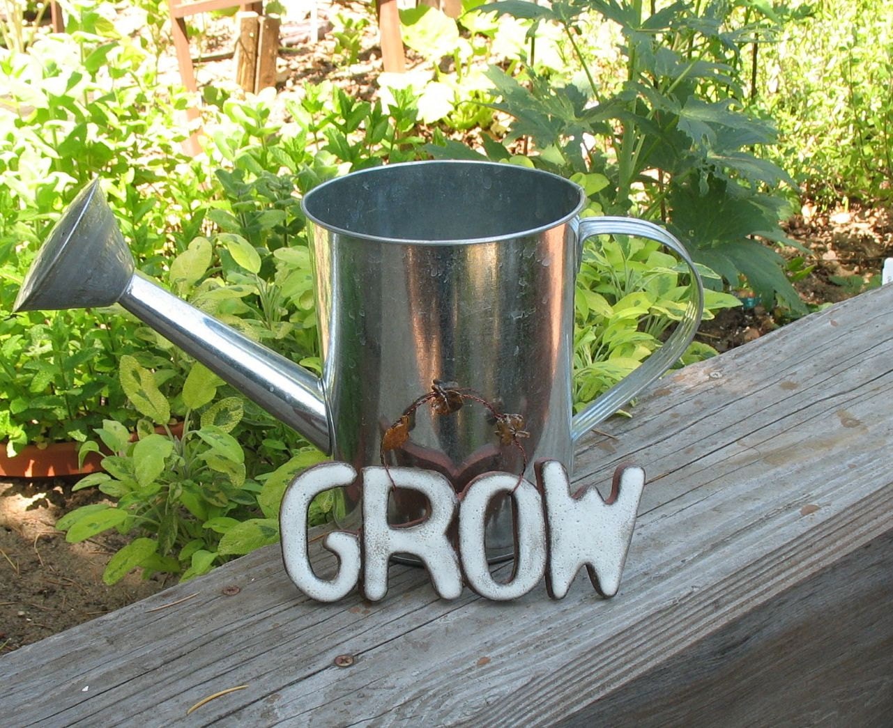GROW Clay Garden Sign - Yard Sign - Clay Leaves on Wire Hanger - Gift for Gardeners