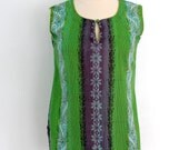 Vintage Tunic Top / 1960s 1970s Sleeveless Summer Blouse / Cotton Green Purple Print 60s 70s / Size Small