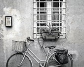 Bicycle in Italy - Photo Print - 8"x10"