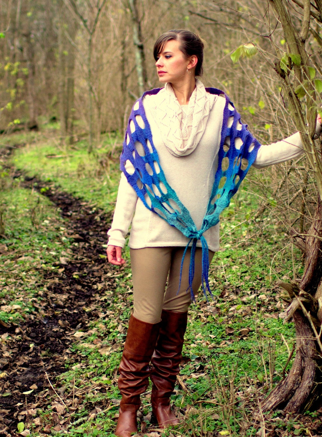 Scarf. Felted Scarf. Lattice Scarf. Handmade BFL Wool Scarf.