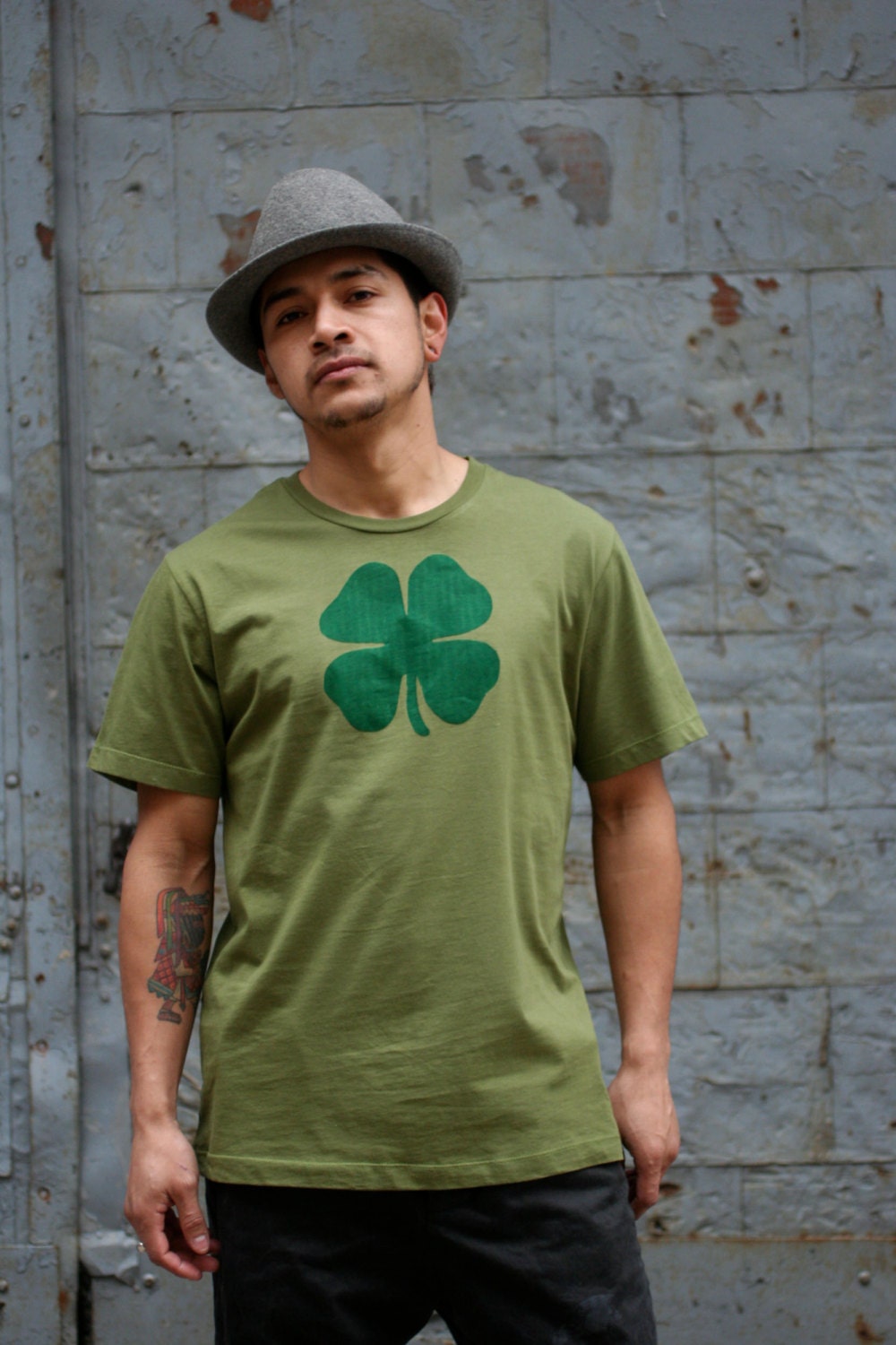 Men's T-Shirts/ Men's Irish T- Shirt /Men's Army Green T-Shirts/ Spring FashionT-Shirts/ Shamrock T-Shirts