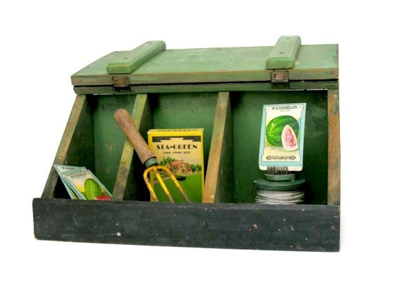 Vintage Display Box Divided Storage Organization Tabletop Green & Black Rustic Wood Primitive Wooden Desk