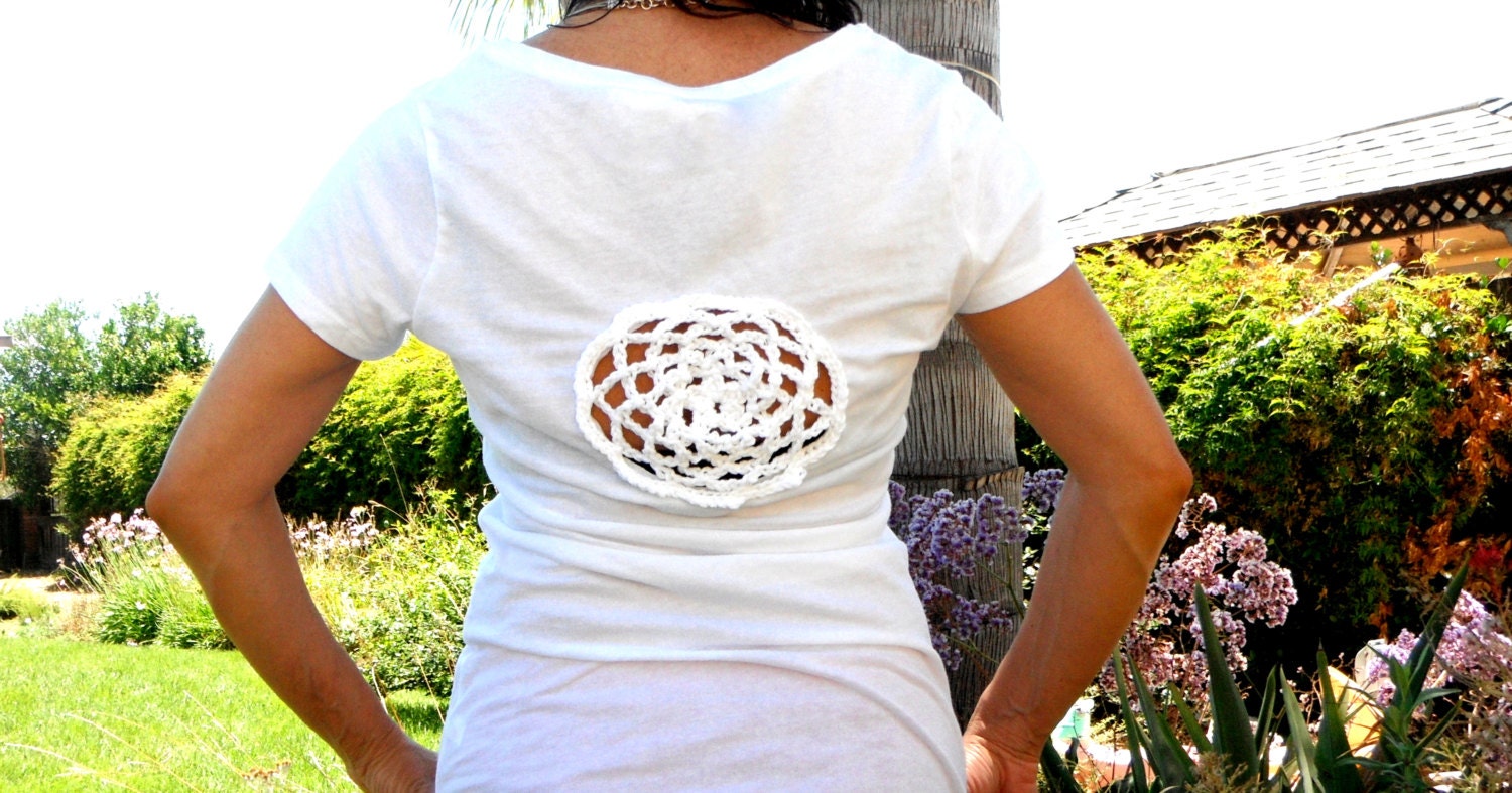 Hippie Top... .Bohemian Fashion...White Crochet Shirt...Yoga Top .. . Art Wear..BEACH WEAR ..by Freckles California size Medium