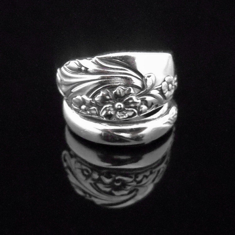 Spoon Ring - Evening Star