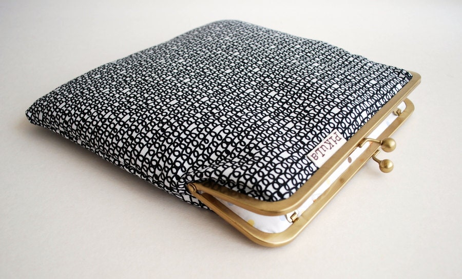 iPad sleeve. kiss lock iPad case. iPad cover. iPad mini cover. Tablet cover. Metal frame purse.  Scribble in black.