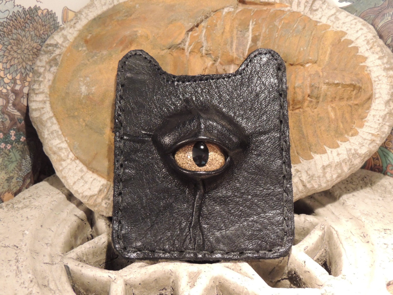 Dragon-eyed credit card holder & money clip (Black leather Gold Eye)