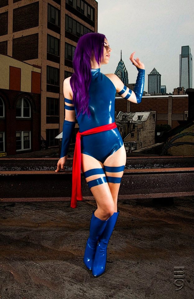 Latex Cosplay: Psylocke from X-Men