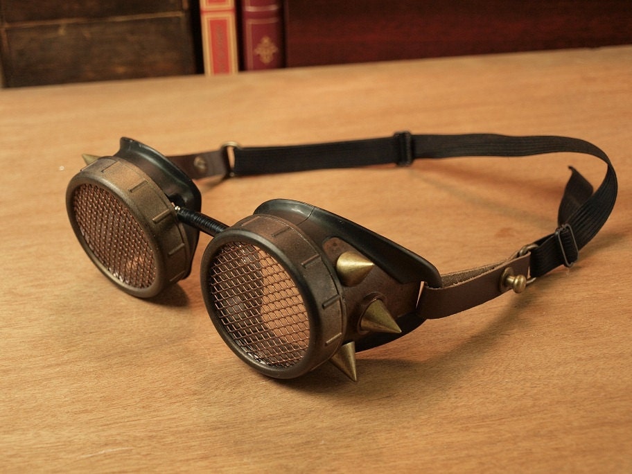 Steampunk  goggles with spikes
