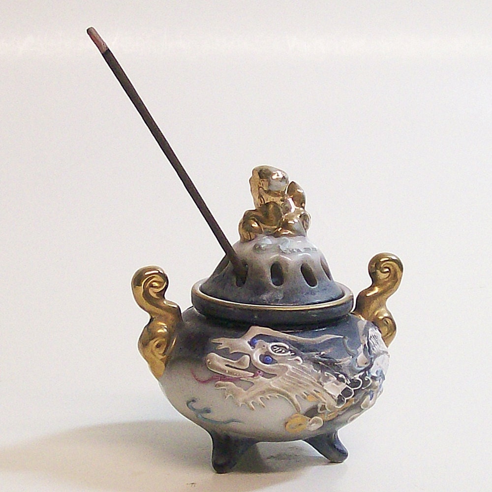 Vintage Incense Burner / Ceramic Porcelain / Asian Design Moriage