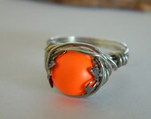 Swarovski Neon Orange Glass Pearl Silver Wire Ring - uniquenique