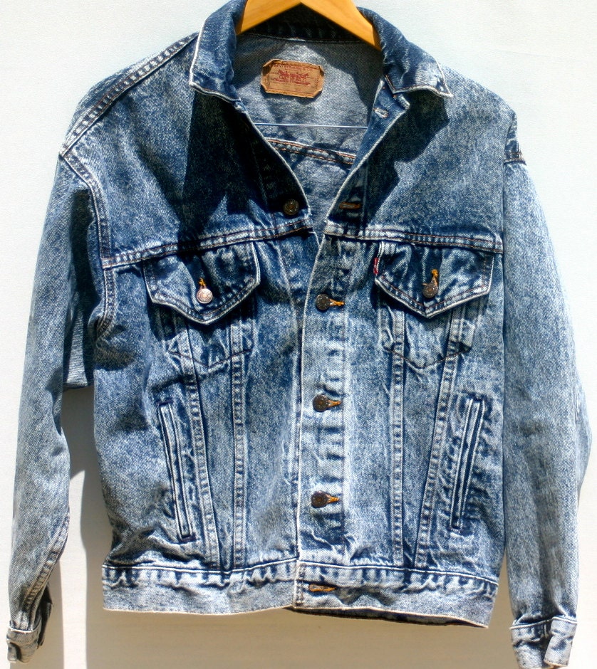 vintage 80s 90s acid wash Levi's denim jean jacket mens small womens large