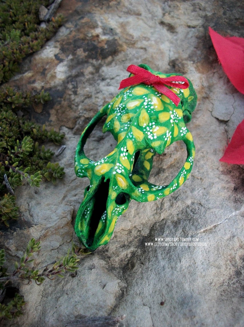 Mistletoe Muskrat Skull Ornament