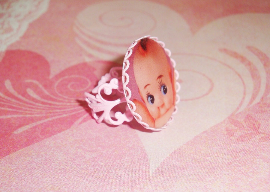 Kawaii Kewpie Doll Face Cameo Pink Filigree Ring