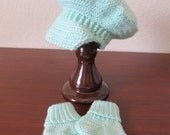 Newborn Mint Green Hat and Sock Set B22