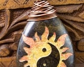 Yin Yang Sun necklace-Turtle shell agate-Engraved pendant
