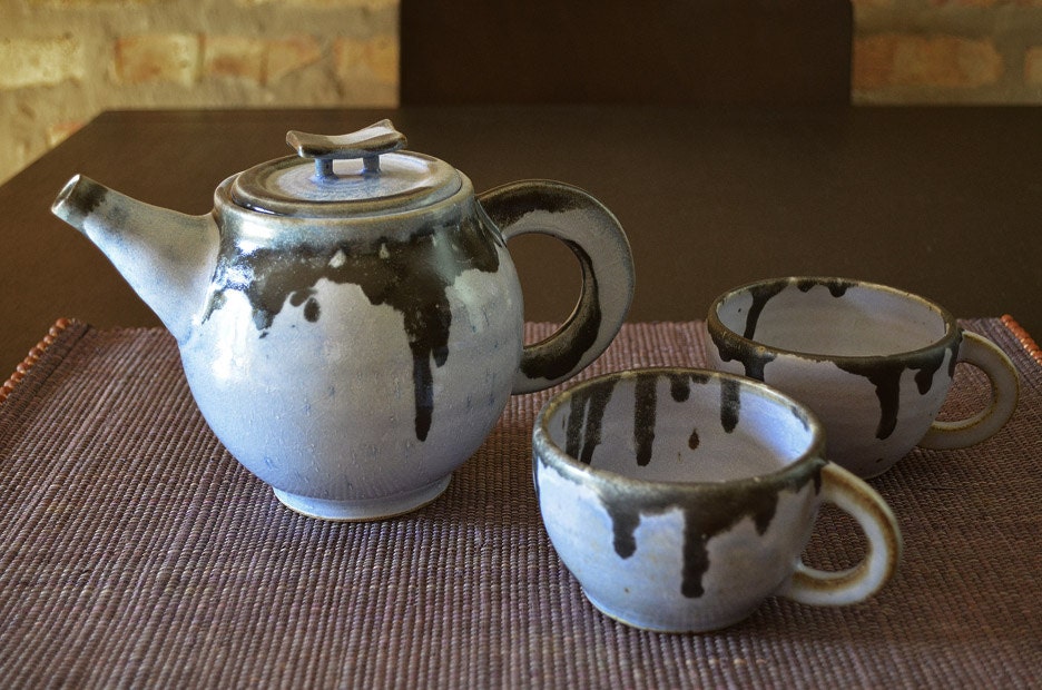 SALE Blue and black tea/coffee set