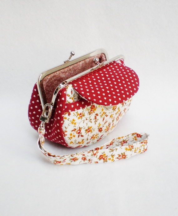 Beautiful Floral Pocket Clutch Purse, Coin Purse, Metal Frame Purse