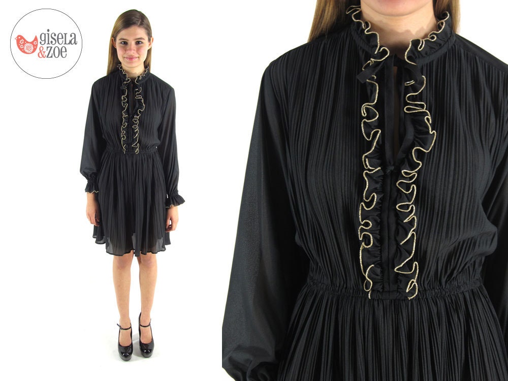 Vintage 70s Tuxedo Dress / Pleated Dress / Keyhole Dress /  sm / md