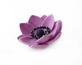 Felt flower brooch Lilac Anemone - ready to ship