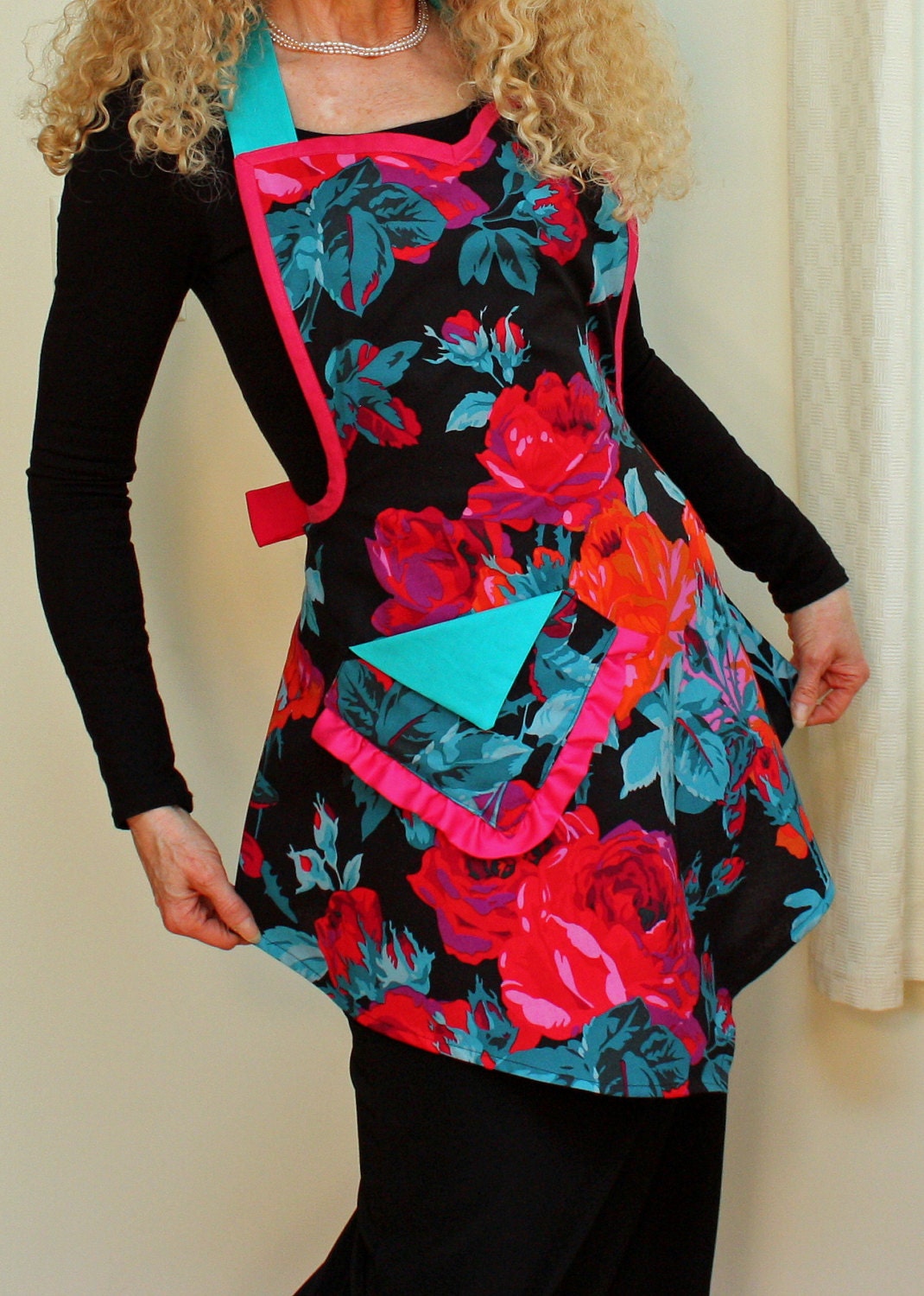 Vintage Apron in Romantic Roses