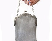 Vintage 1920s Silver Purse. Beautiful Art Deco Silver Mesh ChainMail Bag. Evening or Wedding Purse