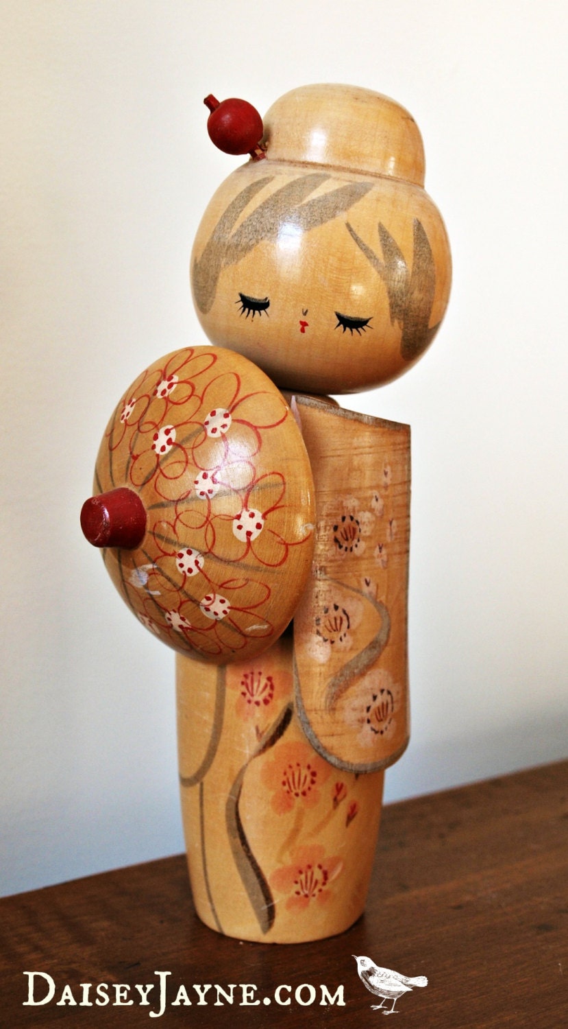 Kokeshi doll vintage Japanese wood doll by DaiseyJayne on Etsy