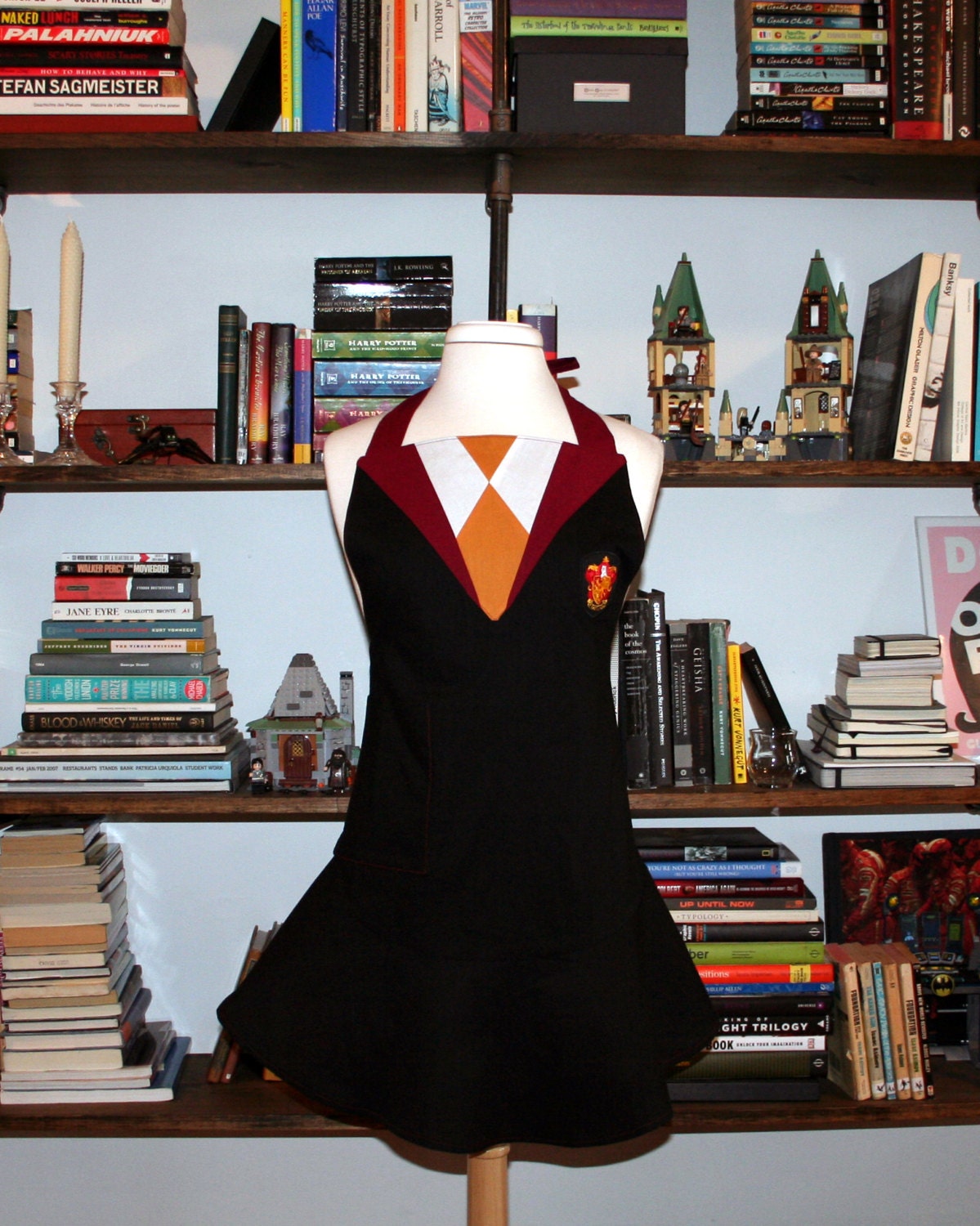 wizard gryffindor apron for women -- harry potter