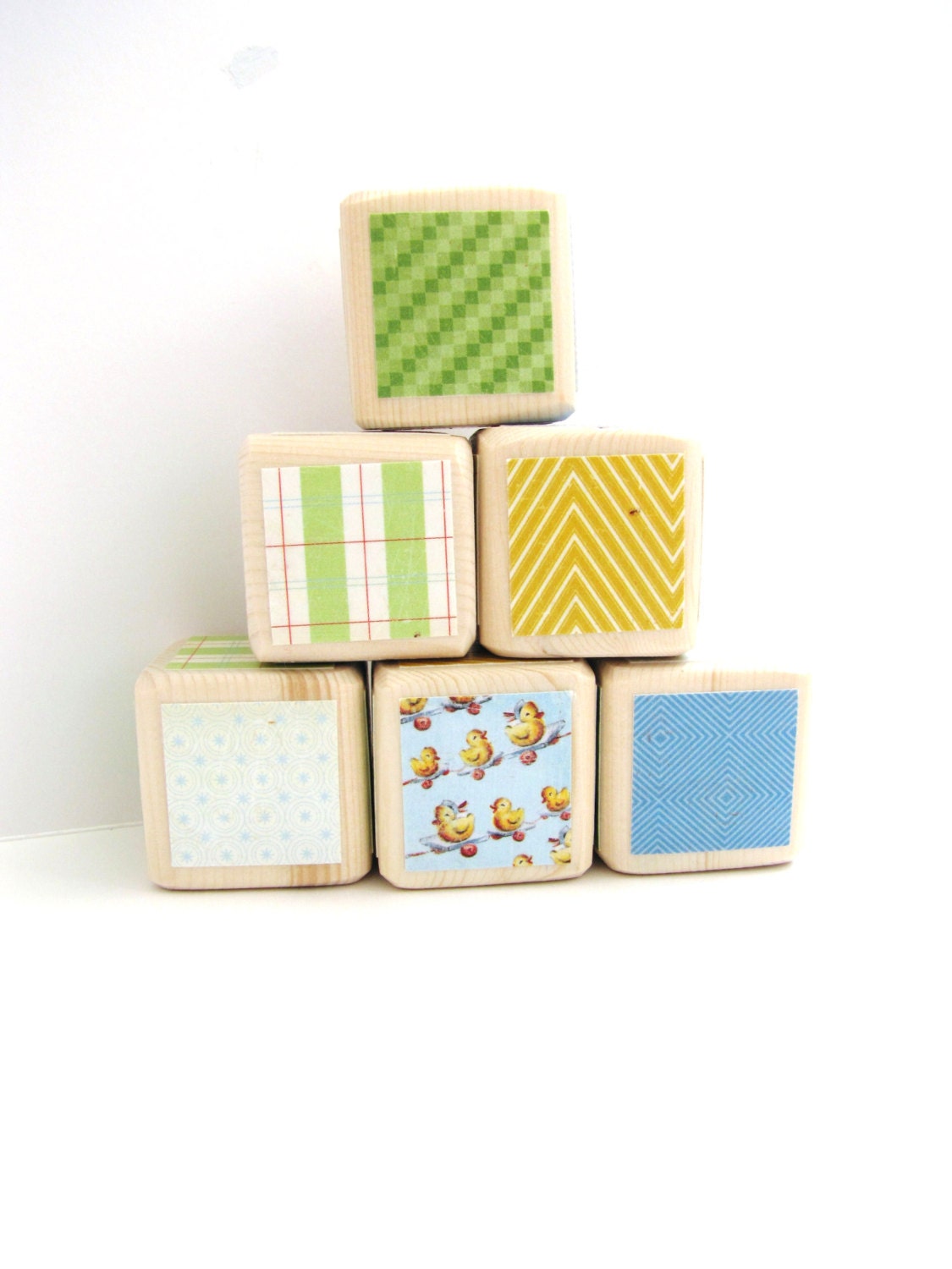 Wooden baby blocks personalized. Baby Shower Decoration. Light blue, Yellow, Green.  Baby Blocks.Toy. Boy. children.