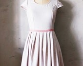 LILAC BOUQUET - Heather pink linen dress with pockets // rose lace belt bow // pleated skirt // bridesmaid dress // vintage inspired