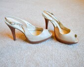1970s SIZE 7 wood stacked peep toe sling back heels