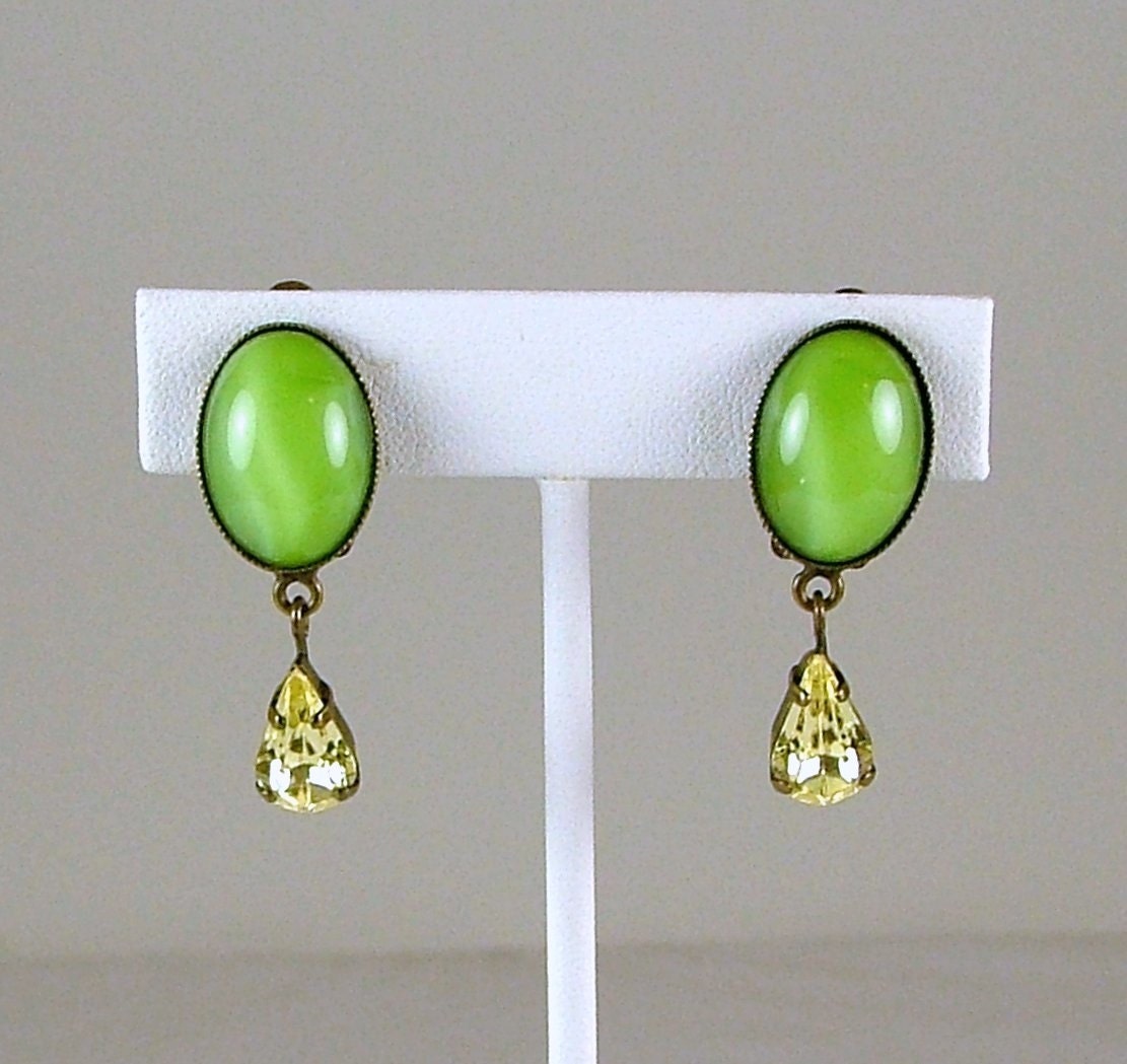 Vintage Clip On Earrings Art Glass and Rhinestones