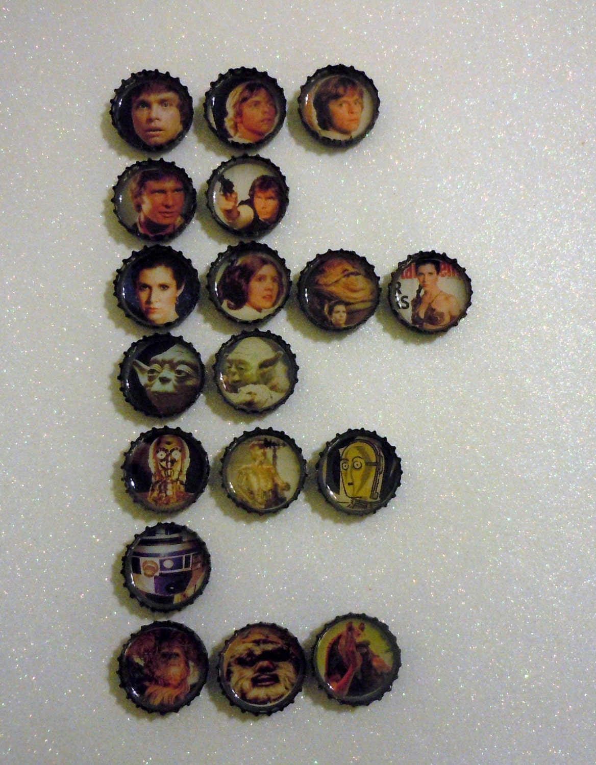 PICK ONE - Star Wars. Bottle cap Magnets. Fridge magnet. Yoda. Chewbacca. Luke Skywalker.