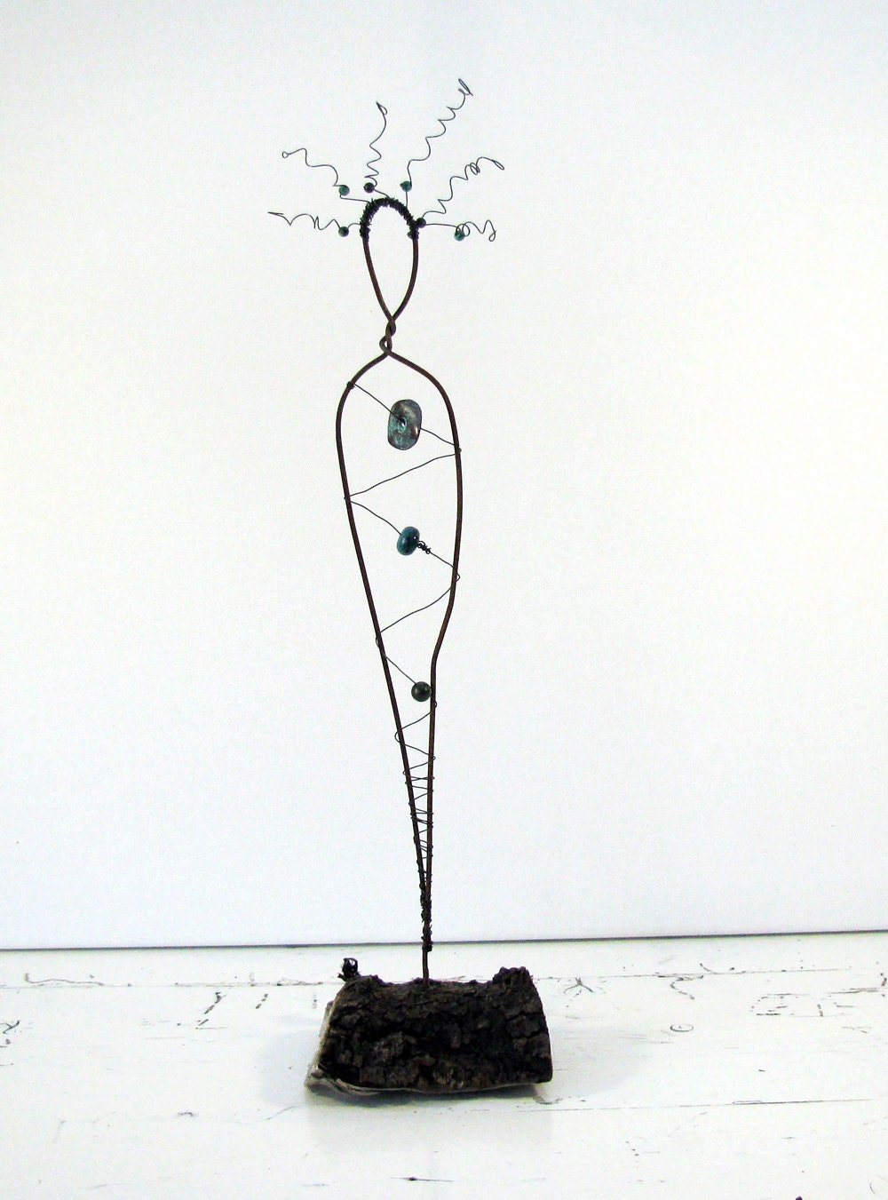 Rustic Wire Sculpture Sea - Rustic Wire Art on Driftwood - Mixed Media Sculpture