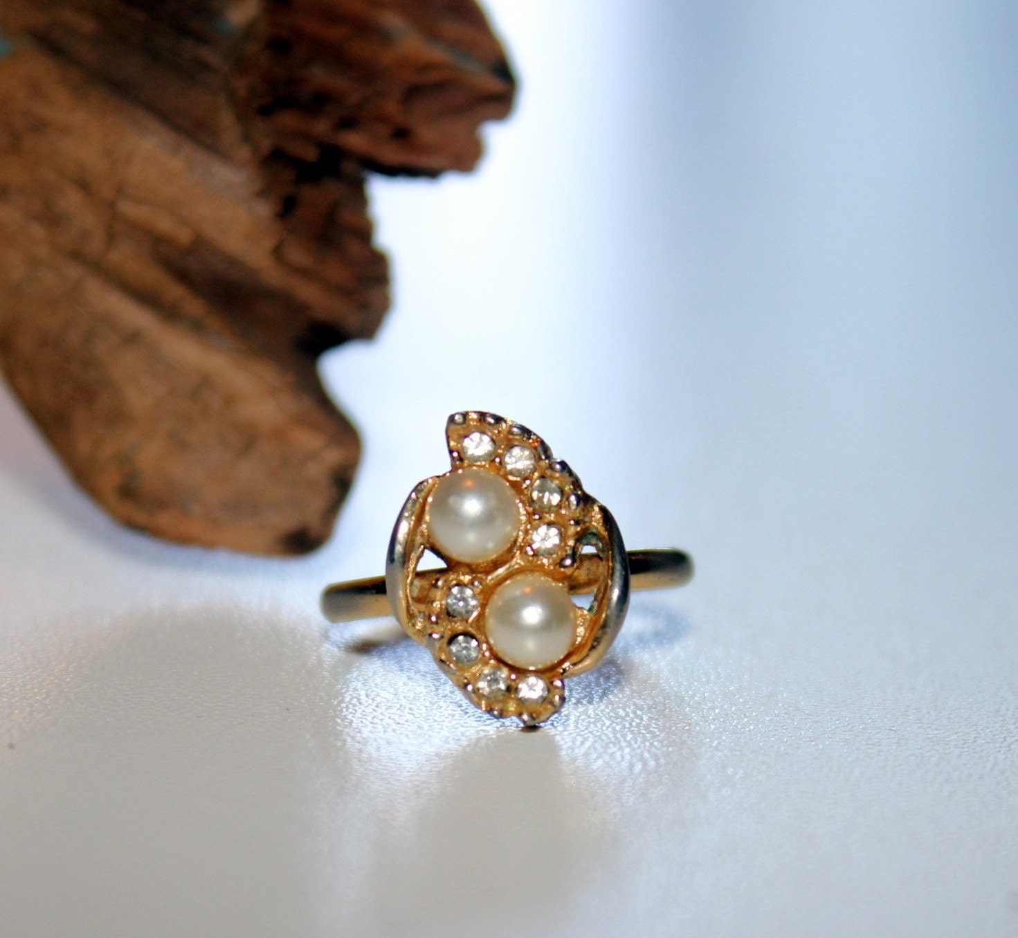 1950s Golden Faux Pearl and Pave Rhinestone Ring Size 7