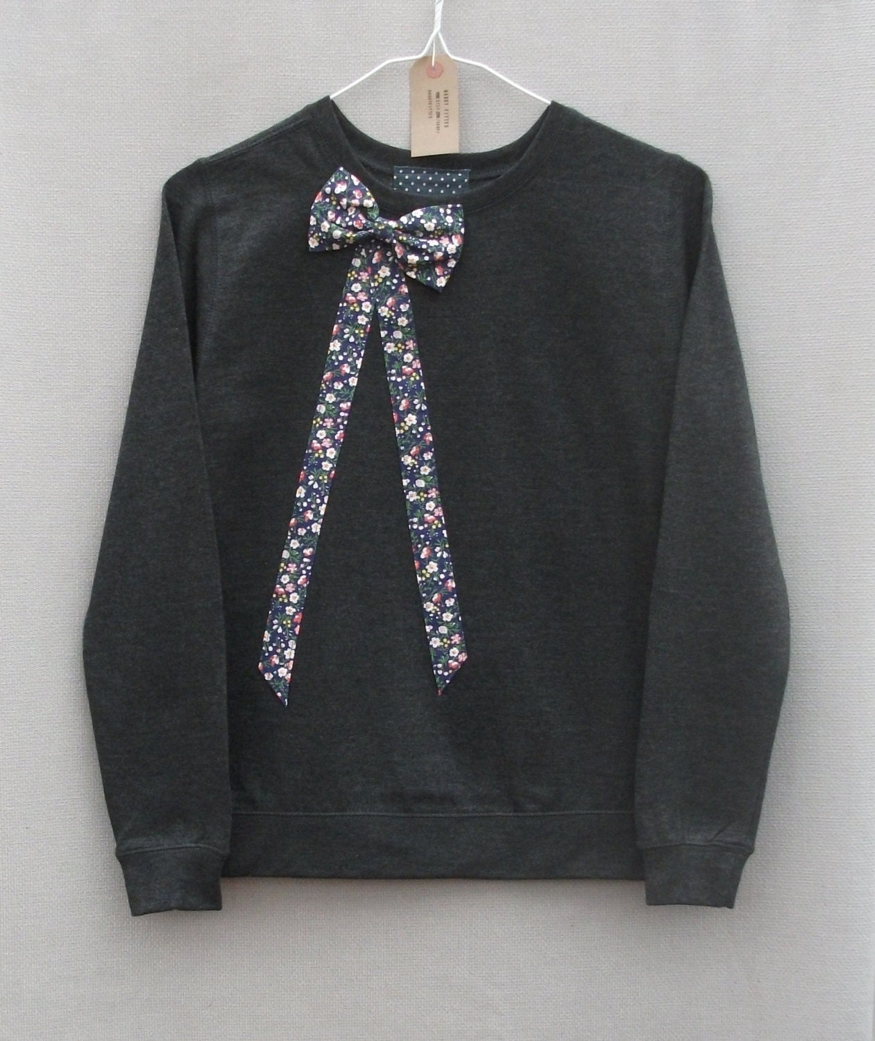 Floral Bow Jumper Women's Dark Grey Heather Lightweight Crew Neck Sweatshirt