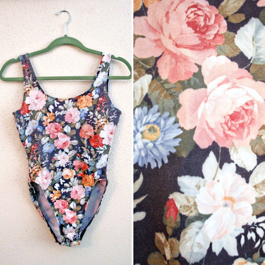 Vtg 80s/90s- Floral print, beautiful, One piece swimsuit, flower print, Floral Maillot, Vintage Bathingsuit , floral swimsuit- Size S M