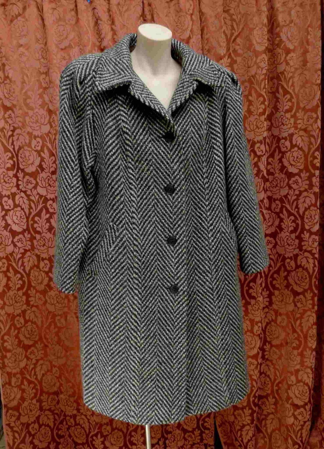 Vintage 1980s Oversize Ladies Twill Herringbone Overcoat