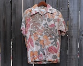 Medium Surfline Hawaii 90's Shirt